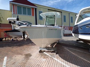 Boston Whaler 280 DAUNTLESS 5 2024 Boston Whaler 280 DAUNTLESS 6