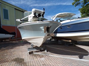 Boston Whaler 280 DAUNTLESS 8 2024 Boston Whaler 280 DAUNTLESS 9