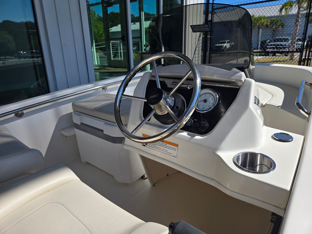 2026 Boston Whaler 130 Super Sport 5