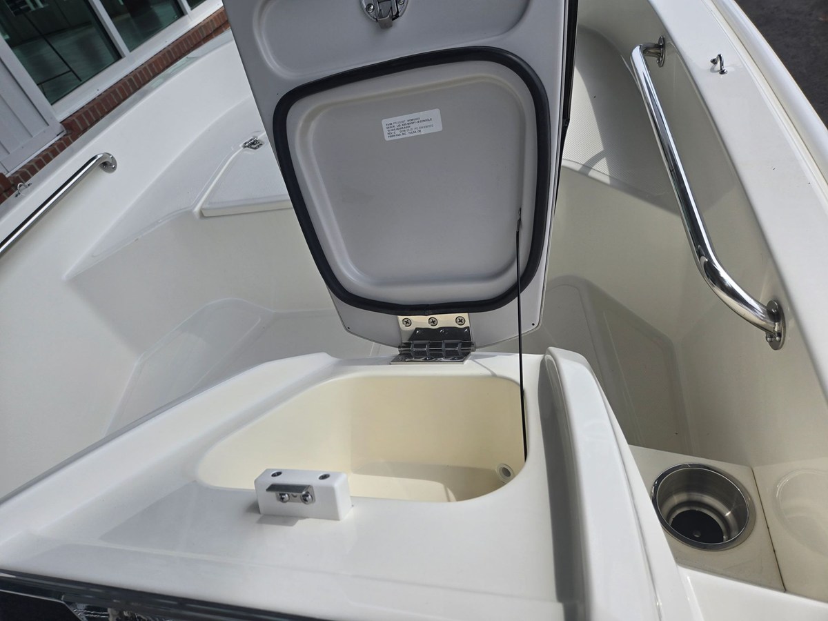 2026 Boston Whaler 130 Super Sport 7
