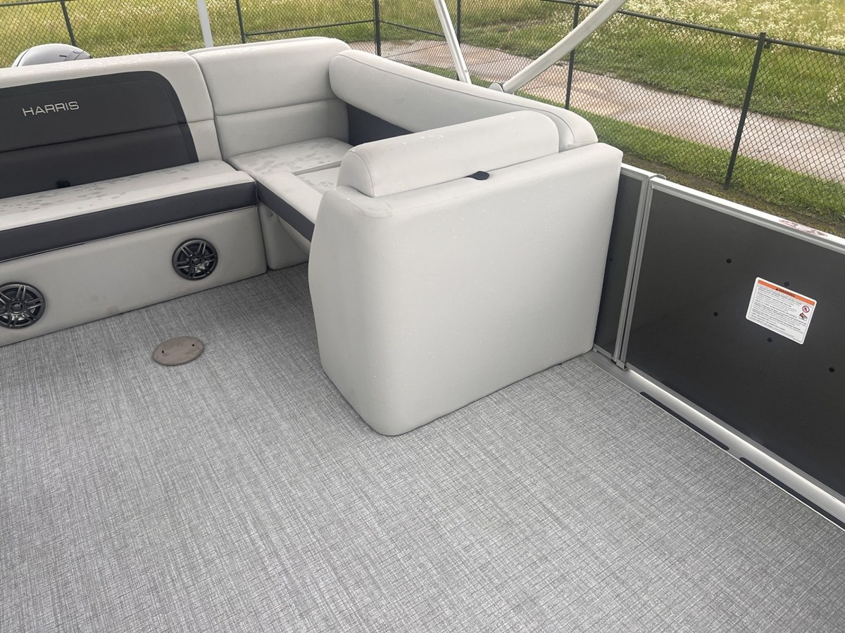 2025 Harris 230 Cruiser 10