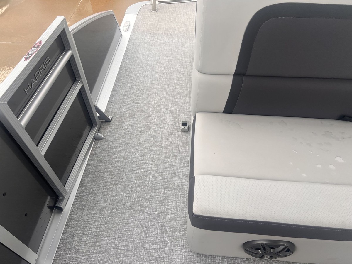 2025 Harris 230 Cruiser 18
