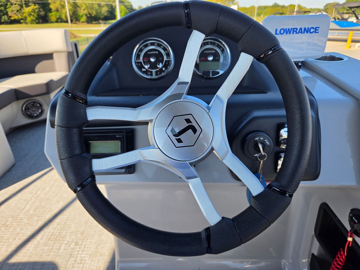 2025 Harris 230 Cruiser 33