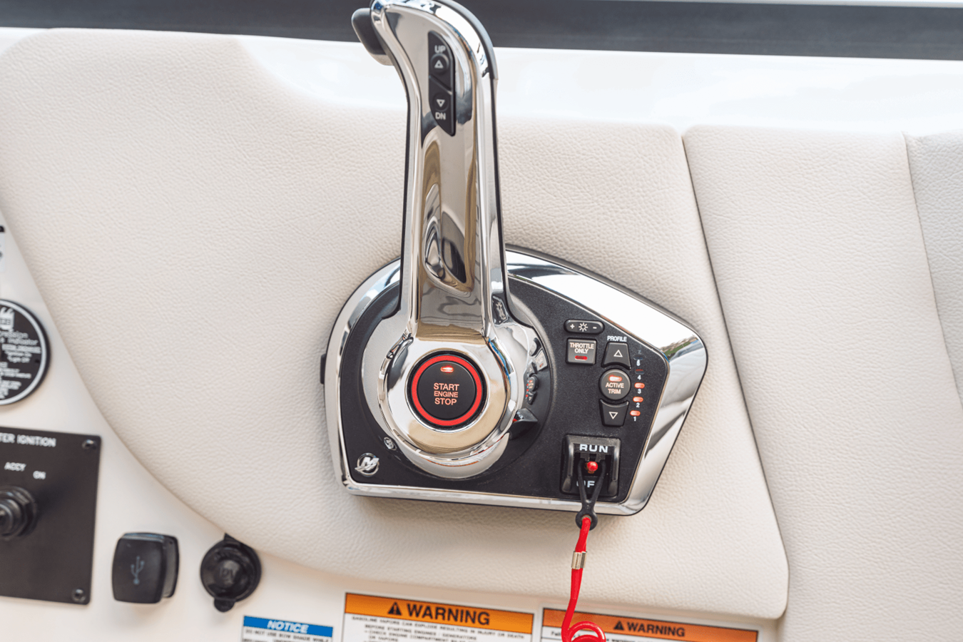 2027 Sea Ray SDX 250 Outboard 22