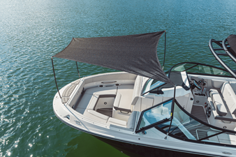 2027 Sea Ray SDX 250 Outboard 11