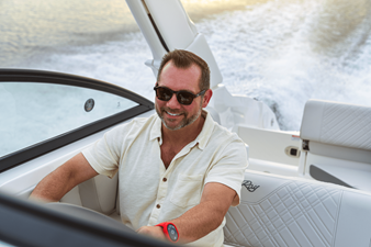 2027 Sea Ray SDX 250 Outboard 29