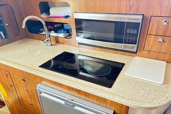 Pursuit OS 345 OFFSHORE 13 2013 Pursuit OS 345 OFFSHORE 14