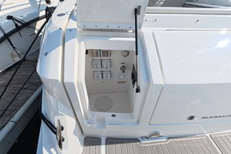 Sea Ray Sundancer 320 Outboard 8 2026 Sea Ray Sundancer 320 Outboard 9