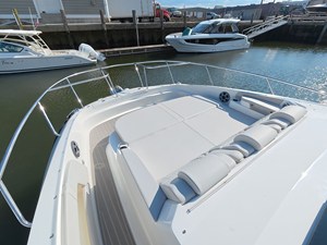 Sea Ray Sundancer 320 Outboard 22 2026 Sea Ray Sundancer 320 Outboard 23