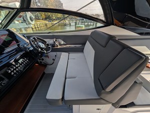 Cruisers Yachts 38 GLS I/O 21 2021 Cruisers Yachts 38 GLS I/O 22