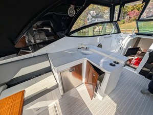 Cruisers Yachts 38 GLS I/O 30 2021 Cruisers Yachts 38 GLS I/O 31