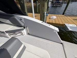 Cruisers Yachts 38 GLS I/O 41 2021 Cruisers Yachts 38 GLS I/O 42