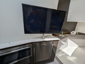 Cruisers Yachts 38 GLS I/O 47 2021 Cruisers Yachts 38 GLS I/O 48