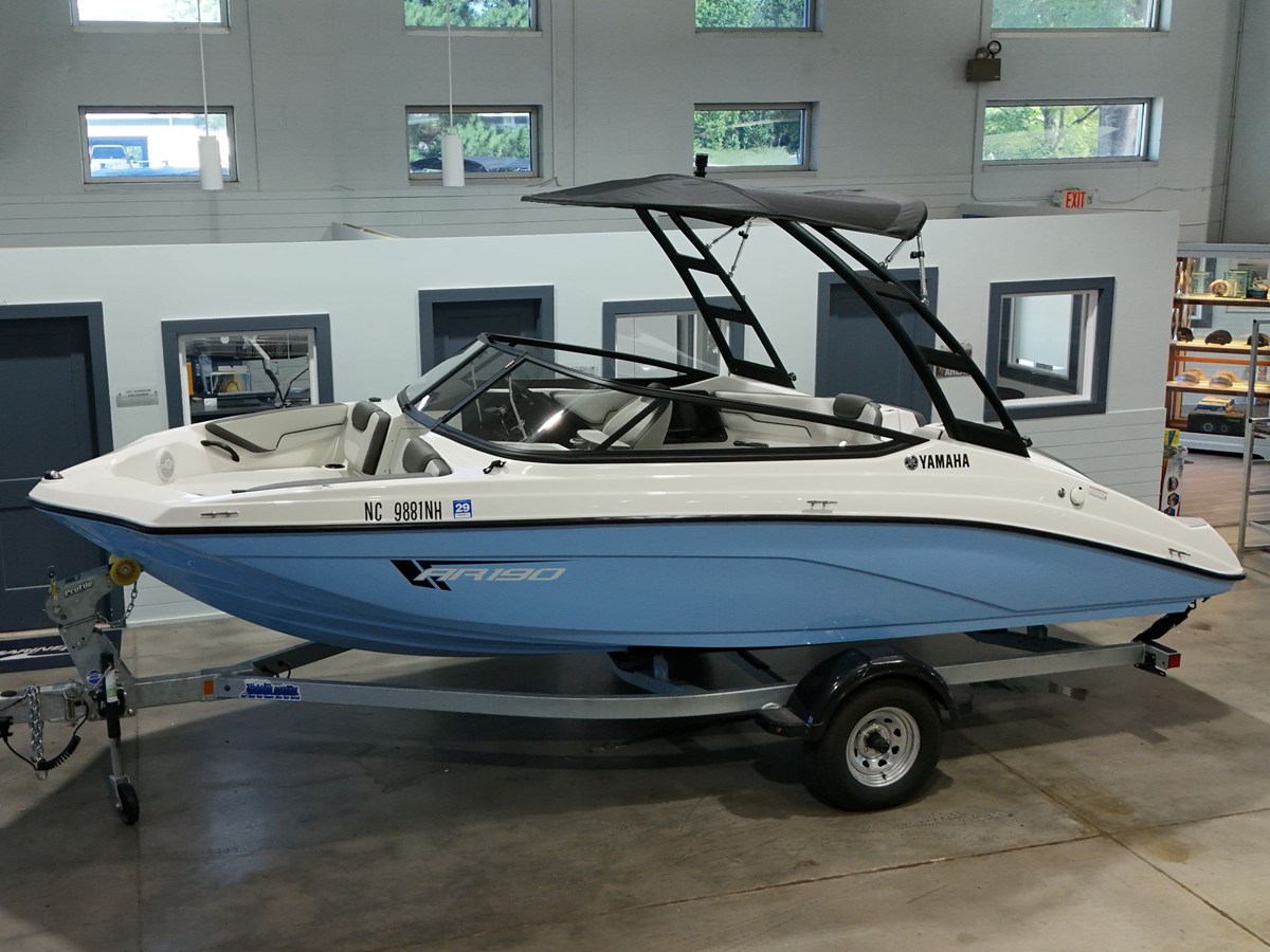 2025 Yamaha AR190 2
