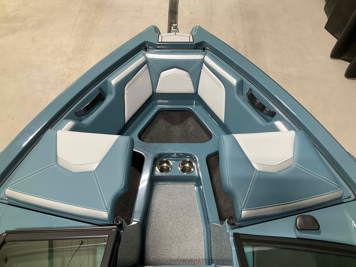 2025 Mastercraft Prostar 13