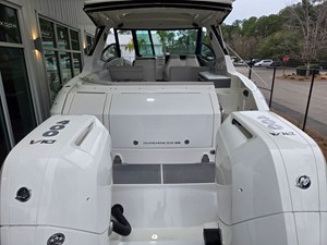 Sea Ray Sundancer 320 Outboard 2 2026 Sea Ray Sundancer 320 Outboard 3