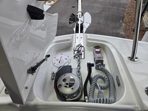 Sea Ray Sundancer 320 Outboard 29 2026 Sea Ray Sundancer 320 Outboard 30