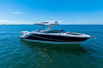 Sea Ray 310 SLX OB 3 2023 Sea Ray 310 SLX OB 4
