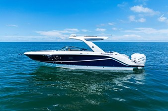 Sea Ray 310 SLX OB 5 2023 Sea Ray 310 SLX OB 6