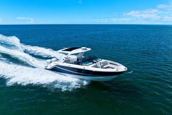 Sea Ray 310 SLX OB 11 2023 Sea Ray 310 SLX OB 12