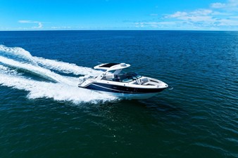 Sea Ray 310 SLX OB 12 2023 Sea Ray 310 SLX OB 13