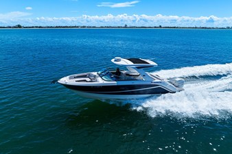 Sea Ray 310 SLX OB 14 2023 Sea Ray 310 SLX OB 15
