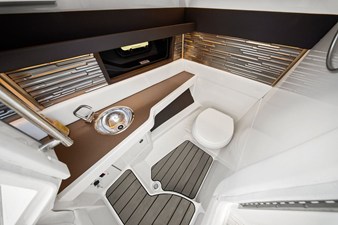 Sea Ray 310 SLX OB 18 2023 Sea Ray 310 SLX OB 19