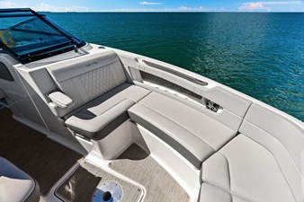 Sea Ray 310 SLX OB 23 2023 Sea Ray 310 SLX OB 24