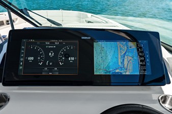 Sea Ray 310 SLX OB 29 2023 Sea Ray 310 SLX OB 30