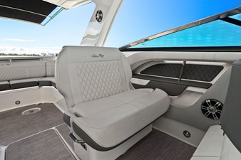 Sea Ray 310 SLX OB 32 2023 Sea Ray 310 SLX OB 33