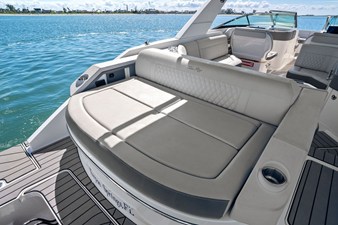 Sea Ray 310 SLX OB 45 2023 Sea Ray 310 SLX OB 46