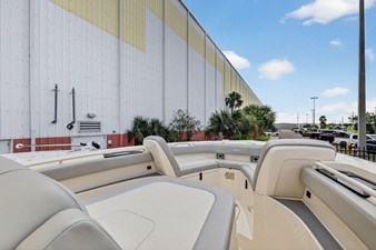 Scout 305 LXF 18 2023 Scout 305 LXF 19