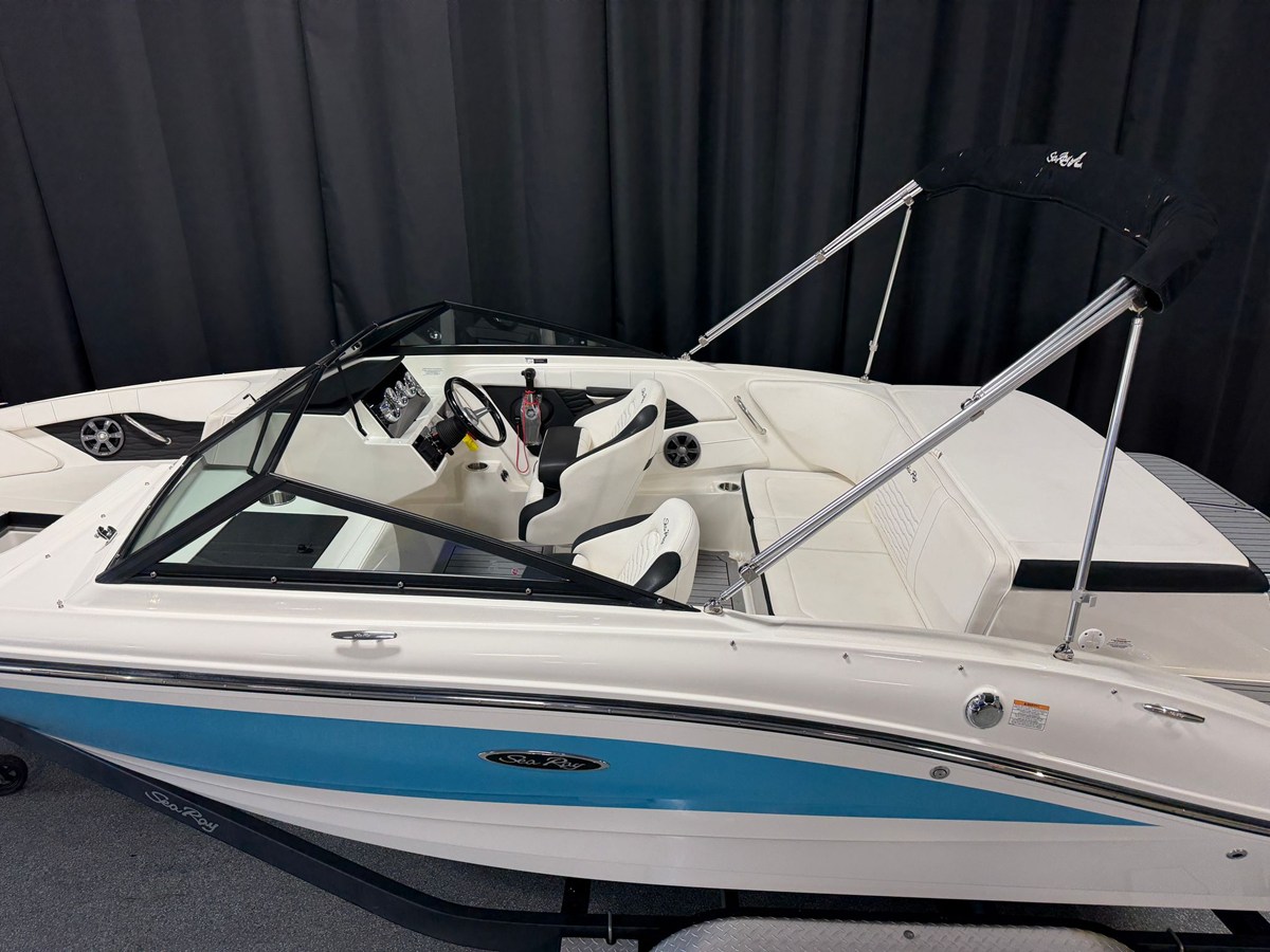 2021 Sea Ray SPX 190 6