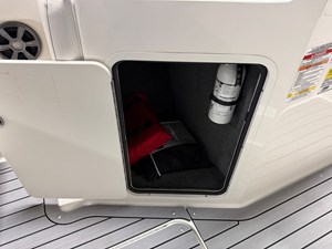 2021 Sea Ray SPX 190 43