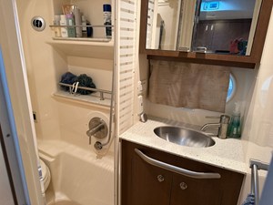 Sea Ray SUNDANCER 370 35 2016 Sea Ray SUNDANCER 370 36