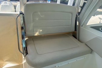 Boston Whaler 315 CONQUEST 16 2016 Boston Whaler 315 CONQUEST 17