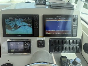 Boston Whaler 315 CONQUEST 21 2016 Boston Whaler 315 CONQUEST 22