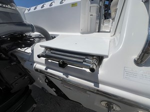 Everglades 295CC 8 2019 Everglades 295CC 9