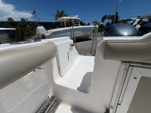 Everglades 295CC 10 2019 Everglades 295CC 11