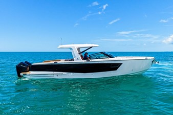 Aviara AV40 Outboard 2 2024 Aviara AV40 Outboard 3