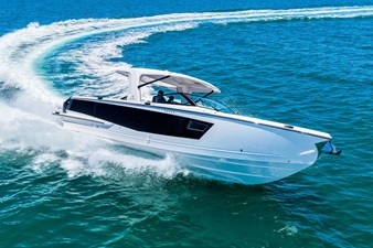 Aviara AV40 Outboard 12 2024 Aviara AV40 Outboard 13