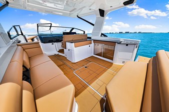 Aviara AV40 Outboard 20 2024 Aviara AV40 Outboard 21