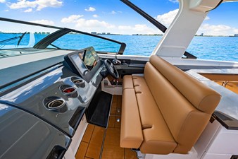 Aviara AV40 Outboard 28 2024 Aviara AV40 Outboard 29