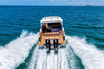 Aviara AV40 Outboard 40 2024 Aviara AV40 Outboard 41