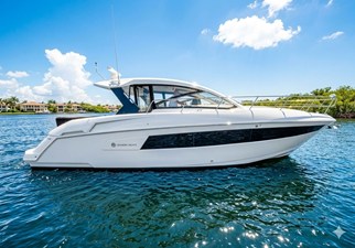 Cruisers Yachts 390 EXPRESS COUPE 4 2016 Cruisers Yachts 390 EXPRESS COUPE 5