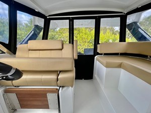 Cruisers Yachts 390 EXPRESS COUPE 12 2016 Cruisers Yachts 390 EXPRESS COUPE 13