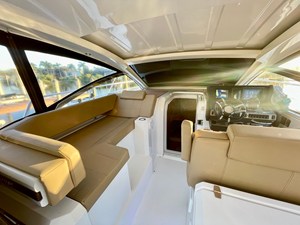 Cruisers Yachts 390 EXPRESS COUPE 16 2016 Cruisers Yachts 390 EXPRESS COUPE 17