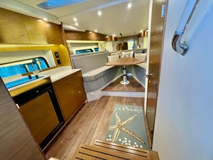 Cruisers Yachts 390 EXPRESS COUPE 22 2016 Cruisers Yachts 390 EXPRESS COUPE 23