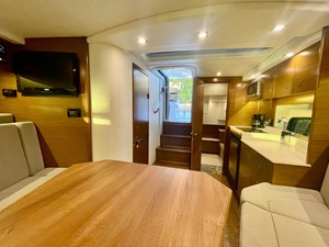 Cruisers Yachts 390 EXPRESS COUPE 25 2016 Cruisers Yachts 390 EXPRESS COUPE 26