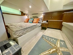 Cruisers Yachts 390 EXPRESS COUPE 29 2016 Cruisers Yachts 390 EXPRESS COUPE 30